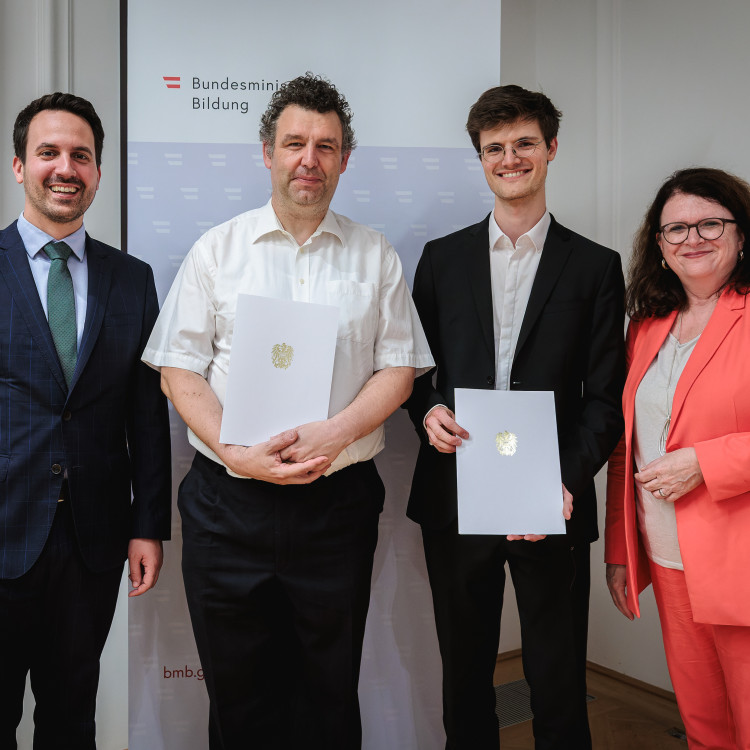Begabtenförderung im Fokus: Tag der Wissenschaftsolympiaden im Bildungsministerium - Bild Nr. 17724