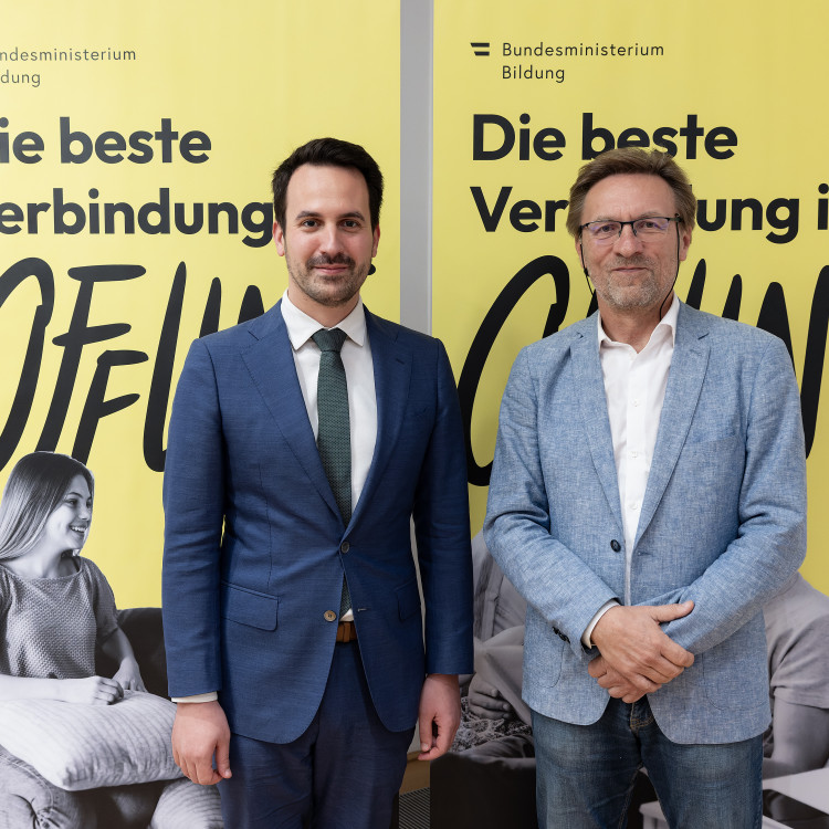 Pressekonferenz nach Rundem Tisch zu Bildschirmzeit bei Kindern und Jugendlichen: „Die beste Verbindung ist offline“ - Bild Nr. 17883