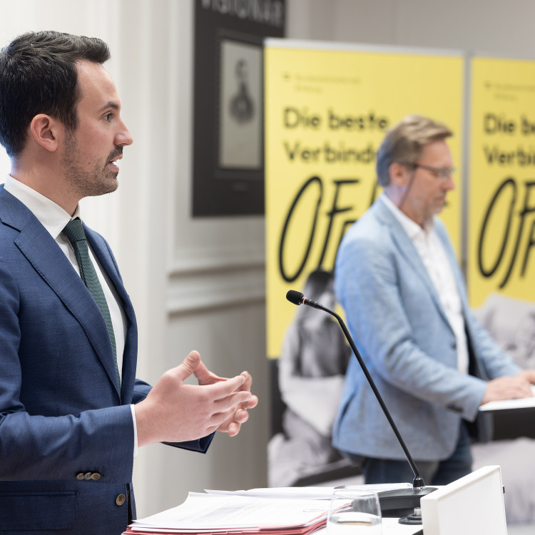 Pressekonferenz nach Rundem Tisch zu Bildschirmzeit bei Kindern und Jugendlichen: „Die beste Verbindung ist offline“ - Bild Nr. 17884
