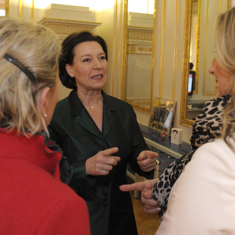 Open House im Frauenministerium: Rund 300 Gäste zu Besuch bei Bundesministerin Gabriele Heinisch-Hosek - Bild Nr. 3459