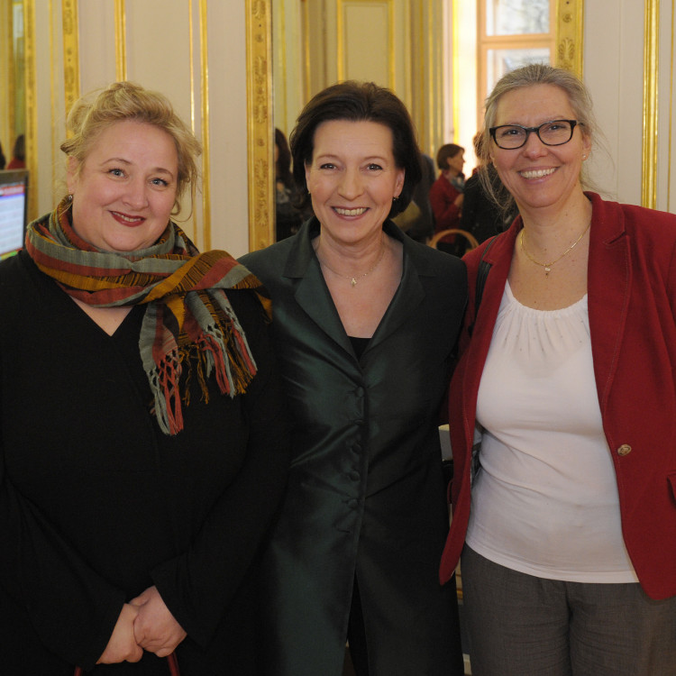 Open House im Frauenministerium: Rund 300 Gäste zu Besuch bei Bundesministerin Gabriele Heinisch-Hosek - Bild Nr. 3466