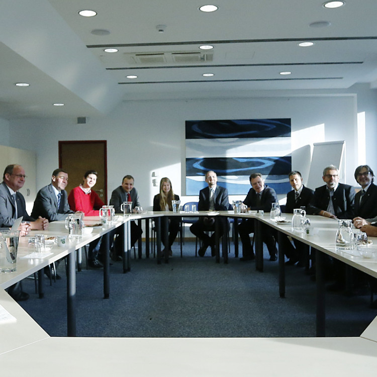 Bundesministerin Gabriele Heinisch-Hosek besucht das TGM - Bild Nr. 4496
