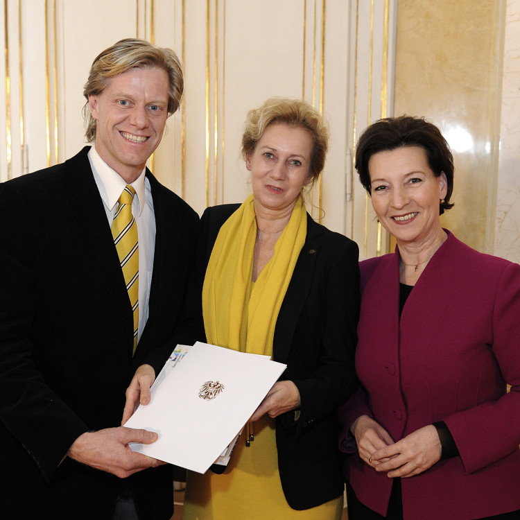 Verleihung des Ehrenpreises zum Schulsportgütesiegel durch Bildungsministerin Gabriele Heinisch-Hosek - Bild Nr. 5281