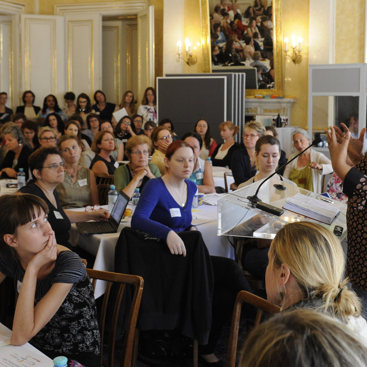 Konferenz „Frauenrechte und Gleichstellung: Erfahrungen teilen > Neues denken > Zukunft gestalten“ - Bild Nr. 5726