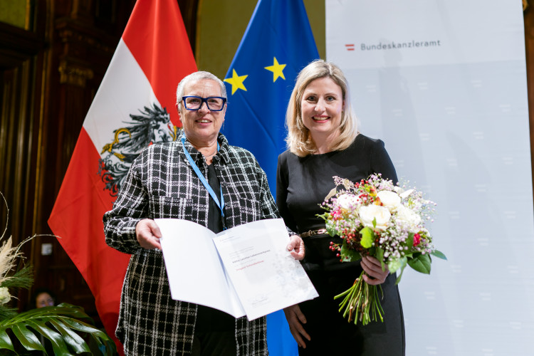 Verleihung Österreichischer Staatspreis für Frauen und weitere Frauenpreise - Bild Nr. 11776 - Vorschau