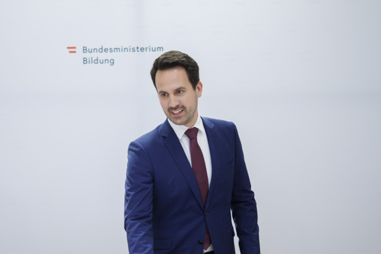 BMB Pressegespräch: OECD präsentiert Daten zum österreichischen Bildungssystem - Bild Nr. 15949 - Vorschau