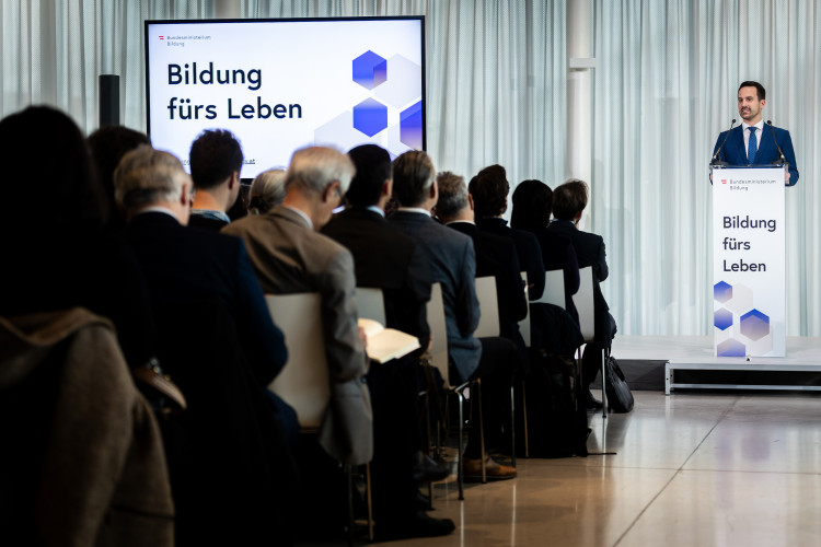 Grundsatzrede von Bildungsminister Christoph Wiederkehr - Bild Nr. 16149 - Vorschau