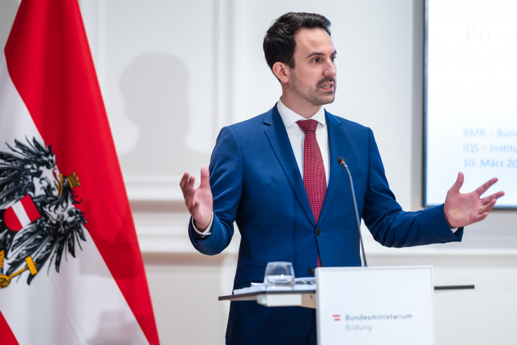 Pressekonferenz „Präsentation: Ergebnisse der ersten 3 Jahre iKMPlus an Österreichs Volksschulen“ - Bild Nr. 17386 - Vorschau