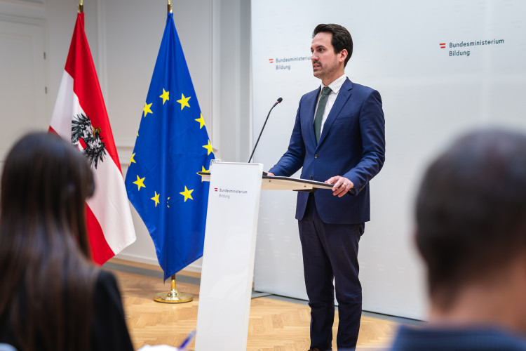 Bildungsministerium kündigt die Veröffentlichung standortbezogener Schuldaten an - Bild Nr. 17482 - Vorschau