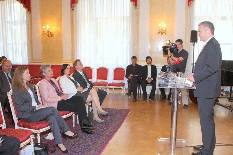 Ministerin Schmied verlieh Staatspreis für Bildungsjournalismus 2011 - Bild Nr. 176 - Vorschau