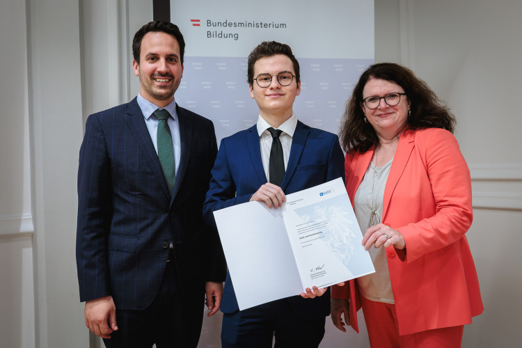 Begabtenförderung im Fokus: Tag der Wissenschaftsolympiaden im Bildungsministerium - Bild Nr. 17714 - Vorschau