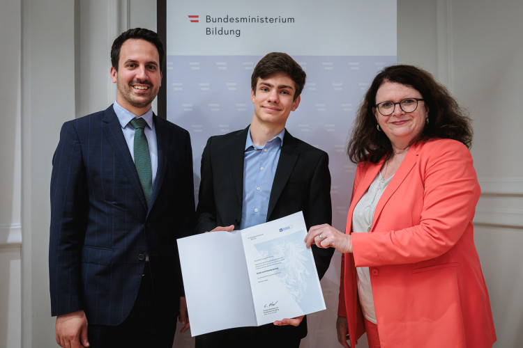 Begabtenförderung im Fokus: Tag der Wissenschaftsolympiaden im Bildungsministerium - Bild Nr. 17716 - Vorschau