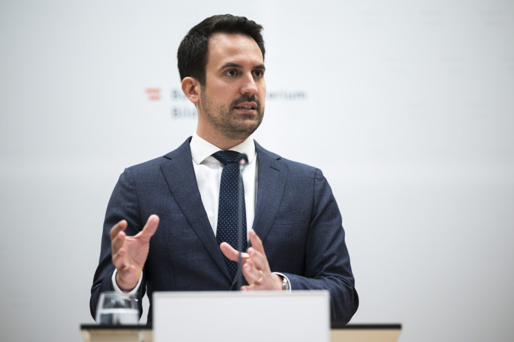 Vorstellung Schulversuch sechsjährige Volksschule