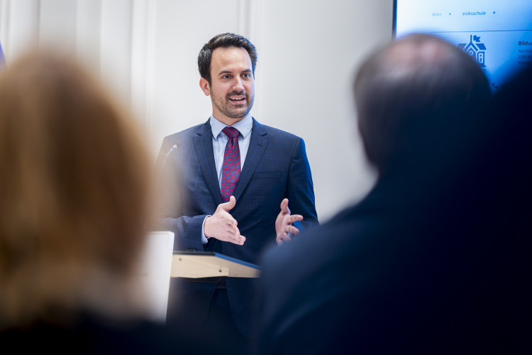 Pressekonferenz: Präsentation des Bildungskompass - Bild Nr. 17891 - Vorschau