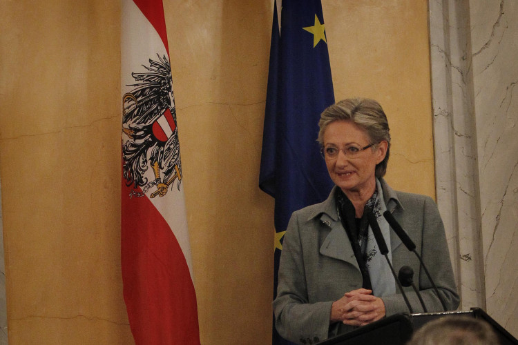 Bundespräsident Dr. Heinz Fischer und Kulturministerin Dr. Claudia Schmied verliehen die Österreichischen Kunstpreise 2012 - Bild Nr. 2267 - Vorschau