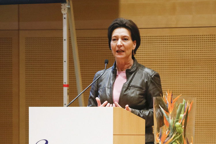 Bundesministerin Gabriele Heinisch-Hosek eröffnet die Interpädagogica 2014 - Bild Nr. 4943 - Vorschau