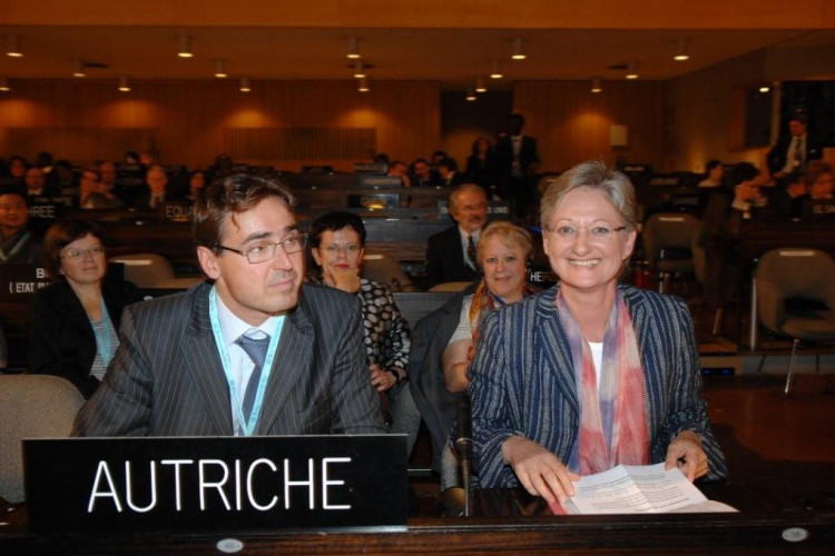 BM Schmied nimmt an der UNESCO-Generalkonferenz teil - Bild Nr. 633 - Vorschau