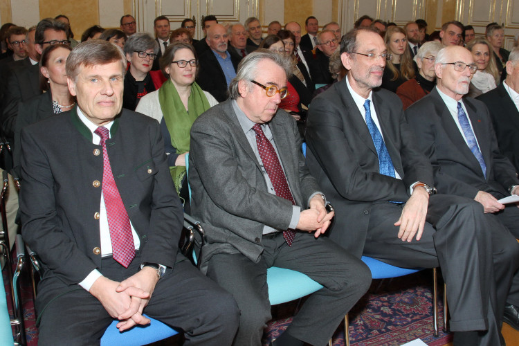 BMBWF: Bundesminister Faßmann überreichte hohe staatliche Auszeichnungen - Bild Nr. 7803 - Vorschau